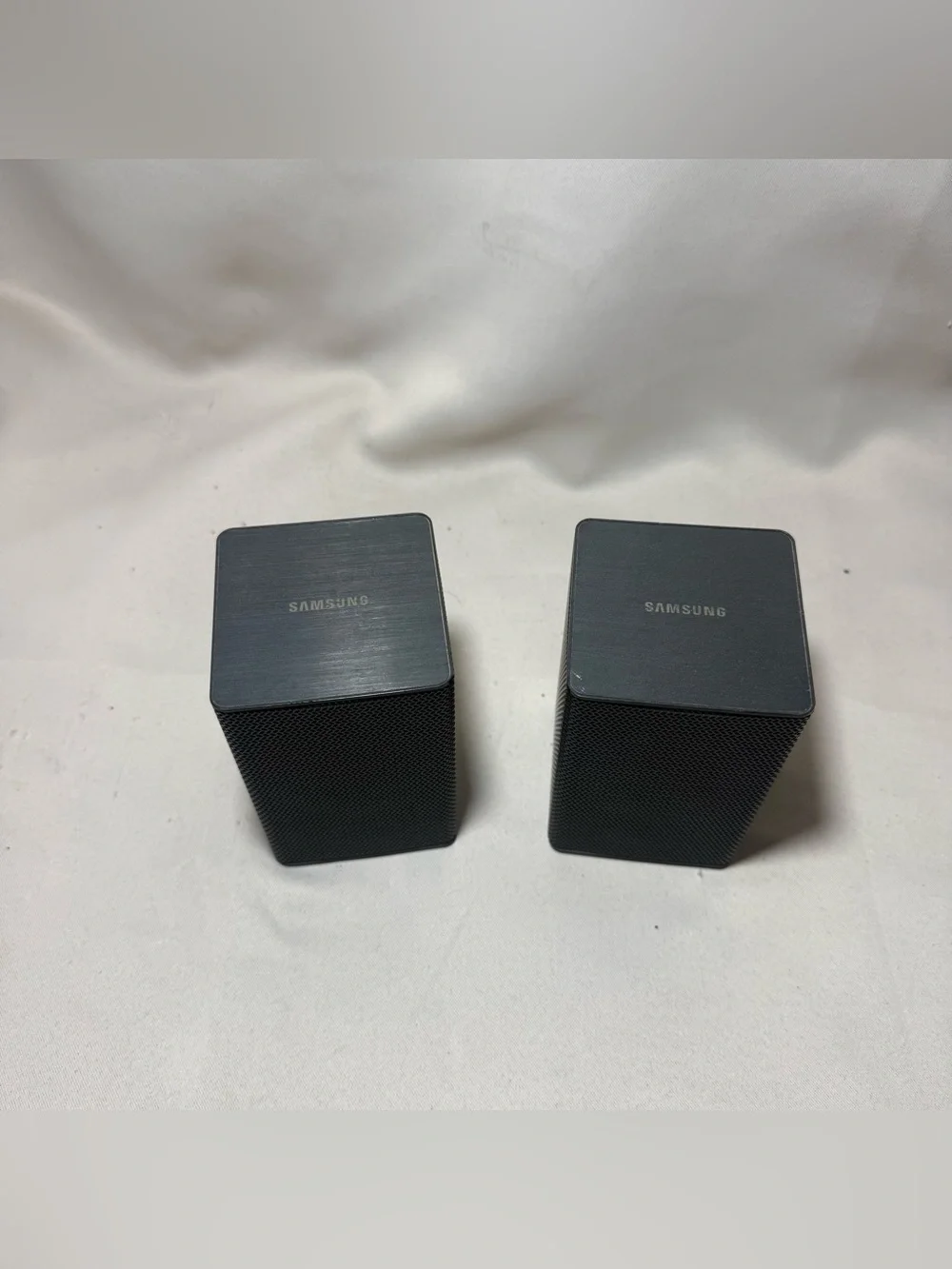 Samsung SWA-8500S Wireless Rear Speaker Kit